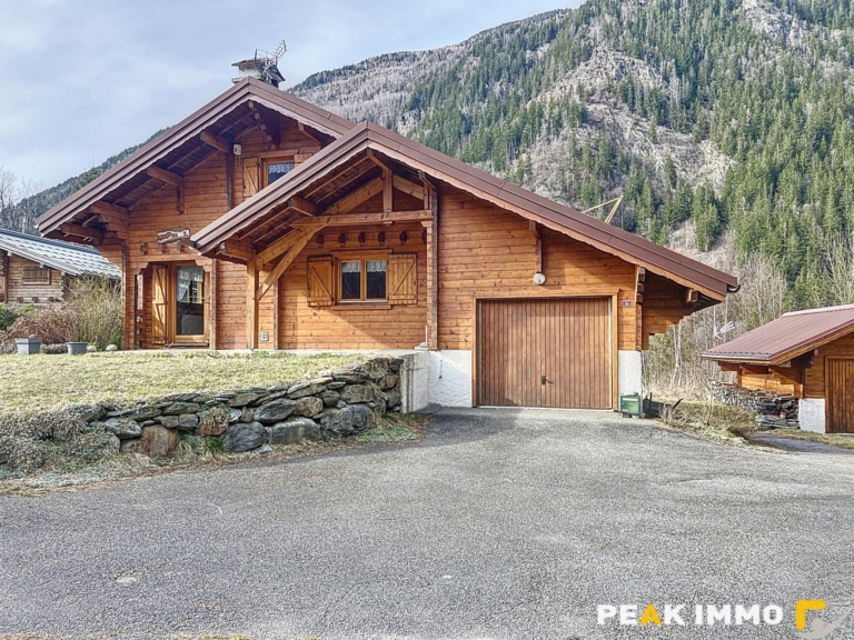 Chalet 3 chambres + T2 - 115 m2 - LES HOUCHES
