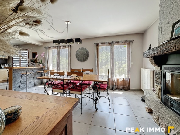 Maison 6 pièces 128 m2 Allèves