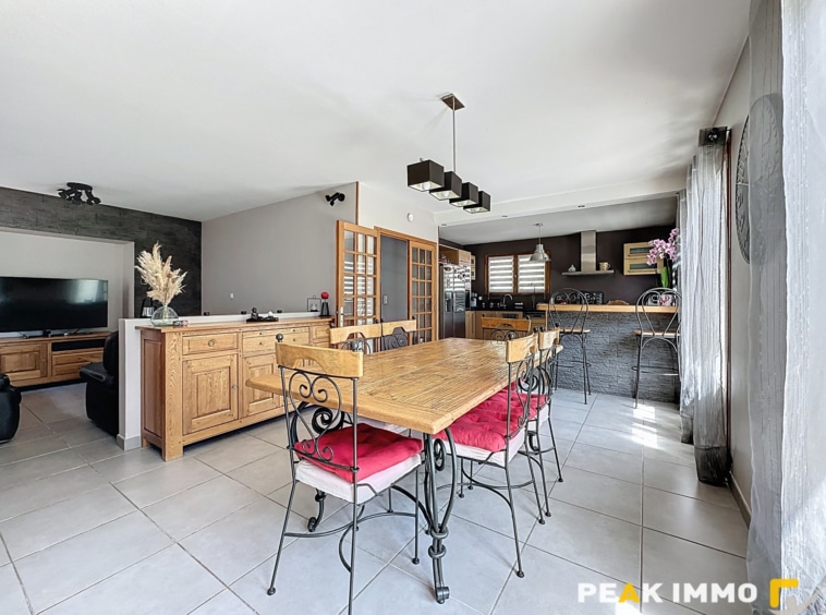 Maison 6 pièces 128 m2 Allèves