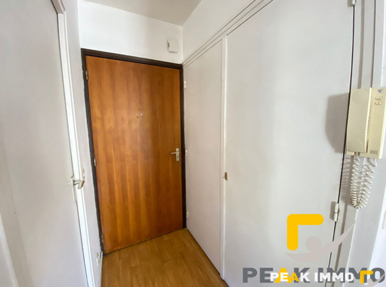 Appartement 1 pièce 27m2 Sallanches