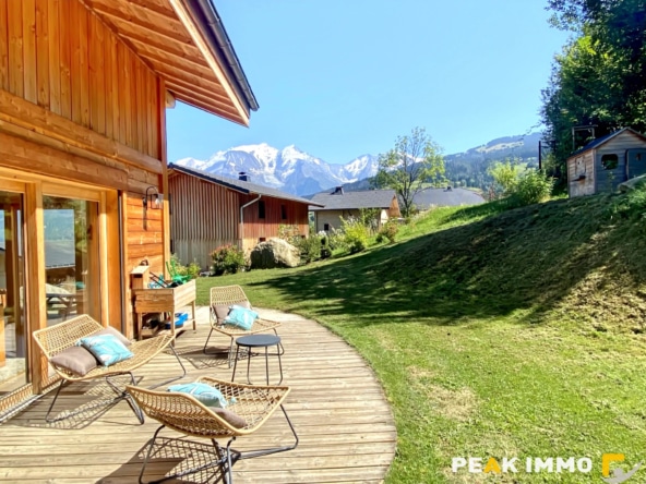 CHALET - 180 m2 utiles- 140 m2 HB - COMBLOUX