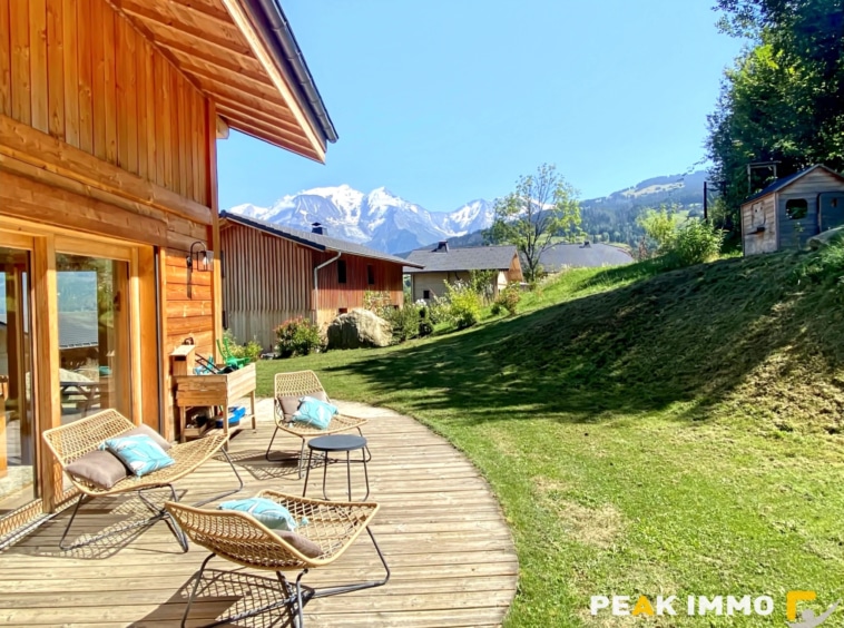 CHALET - 180 m2 utiles- 140 m2 HB - COMBLOUX