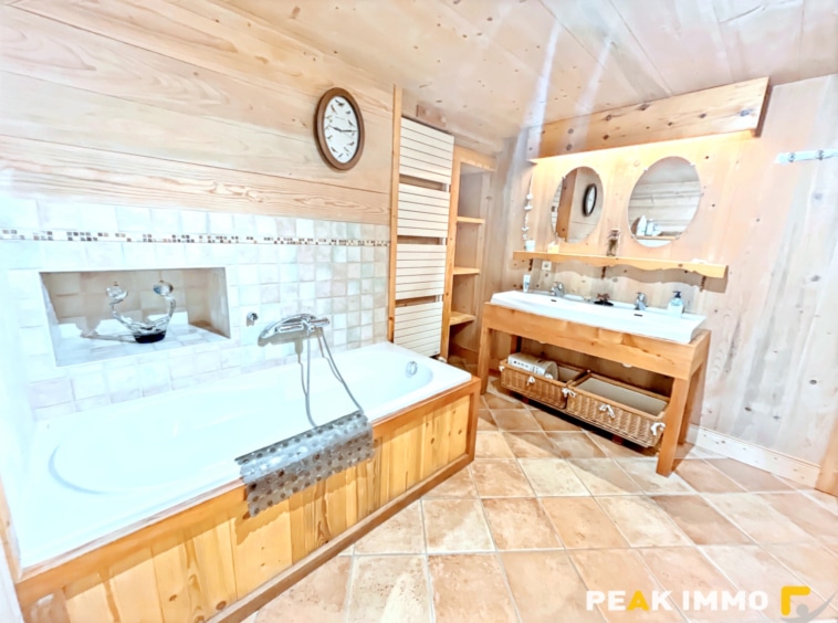 Authentique ferme de pays- 521 m2 utiles - Passy