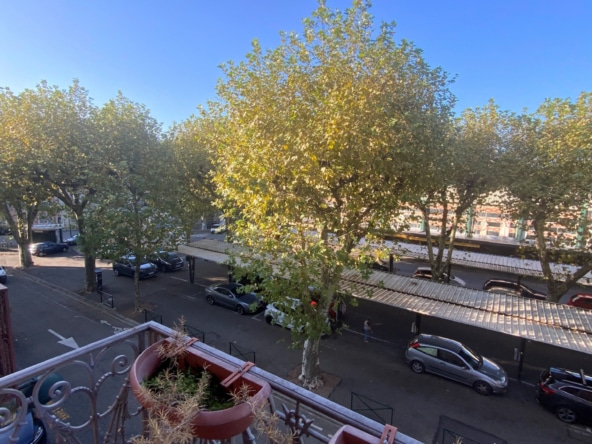 Appartement 3 pièces, 74 m2-AIX LES BAINS