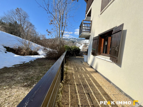 Studio avec terrasse de 36 m2 - 18.31 m2 - Demi-Quartier