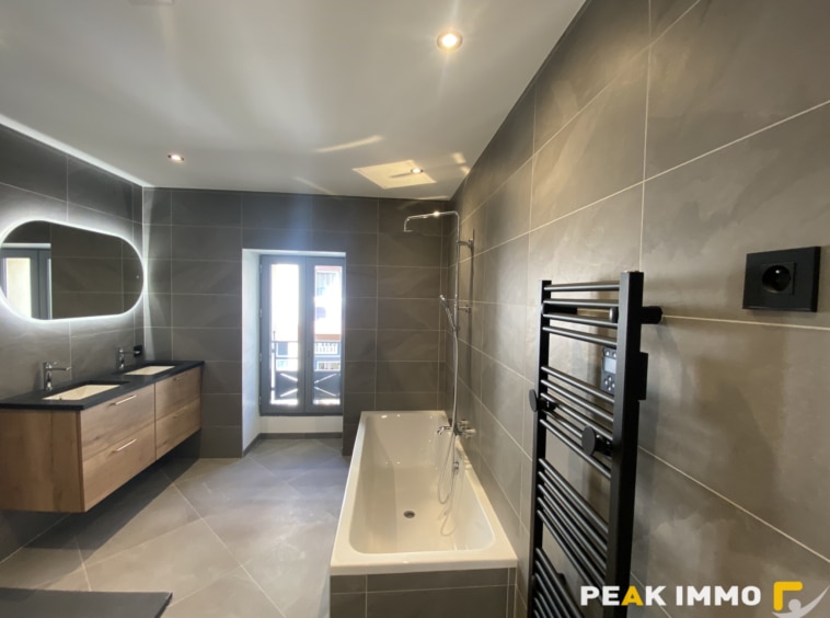 Appartement 3 pièces 79.40m2 - Annemasse