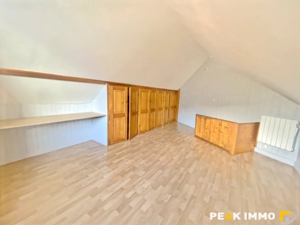 Appartement - F2 Duplex - 44.31 m2 utiles, 29.27 m2 Loi Carr