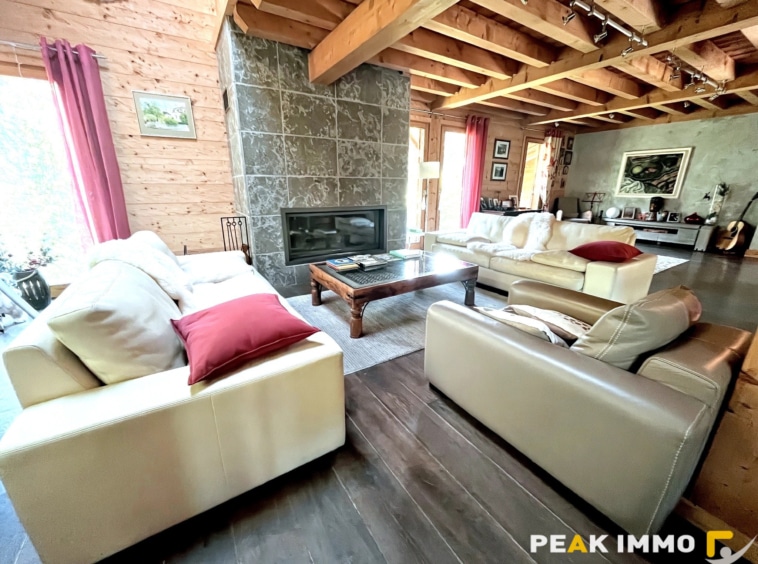 Chalet 8 pièces 222 m2 - Combloux