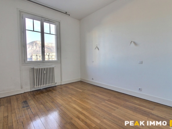 Appartement - 3 pièces - 76m2 - Annecy Centre Ville