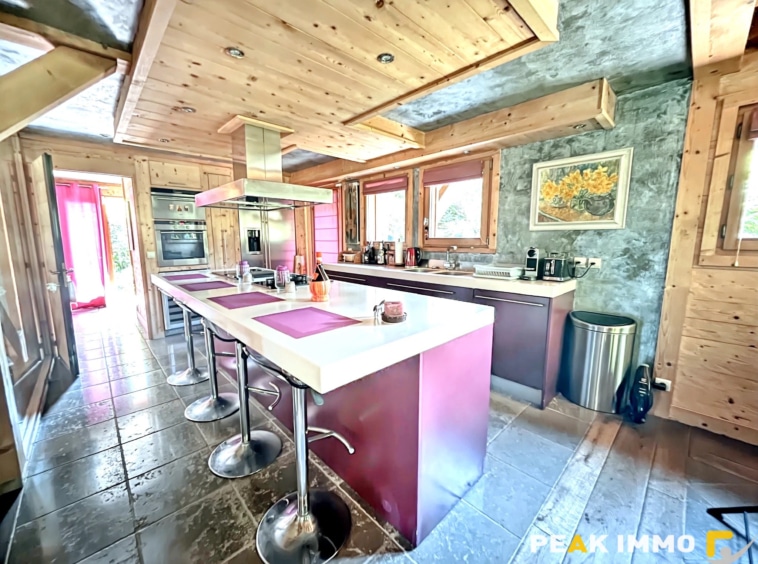 Chalet 8 pièces 222 m2 - Combloux