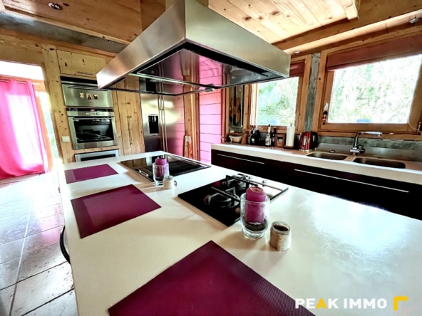 Chalet 8 pièces 222 m2 - Combloux