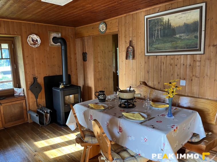 Belle maison traditionnelle de 9 pièces - 180 m2 CHAMONIX-MO