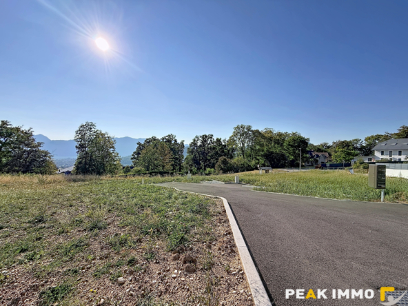 Terrains Viabilisés 632 m2 - Grésy-sur-Aix