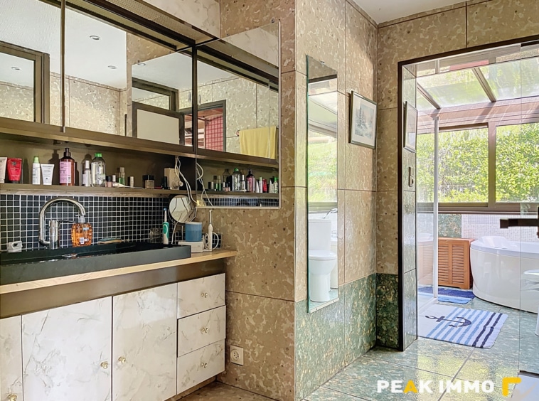 Maison - T8 269 m2 - Voglans