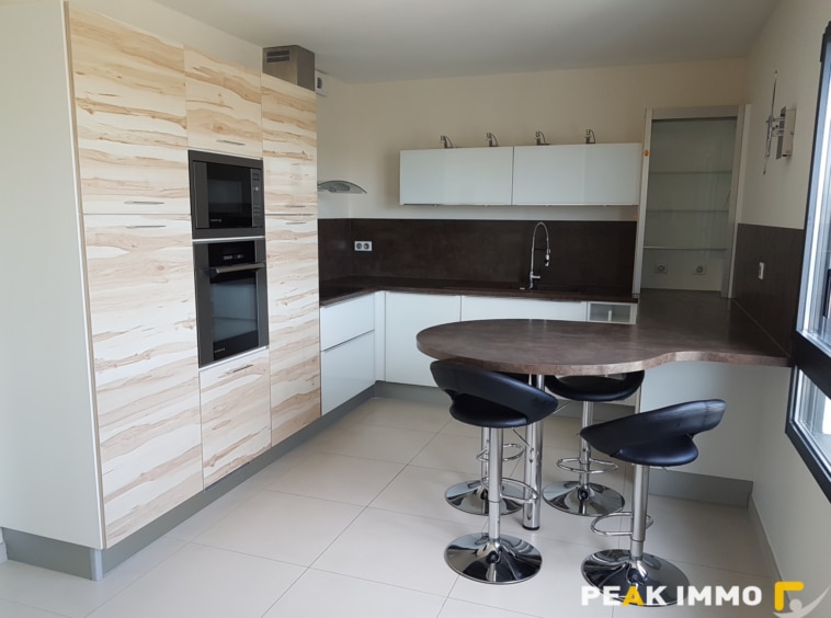 4 PIECES 133 m2  - APPARTEMENT T4 -SAINT-GENIS-POUILLY 01630