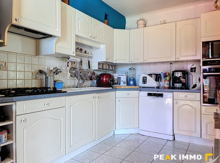 Maison - T8 269 m2 - Voglans
