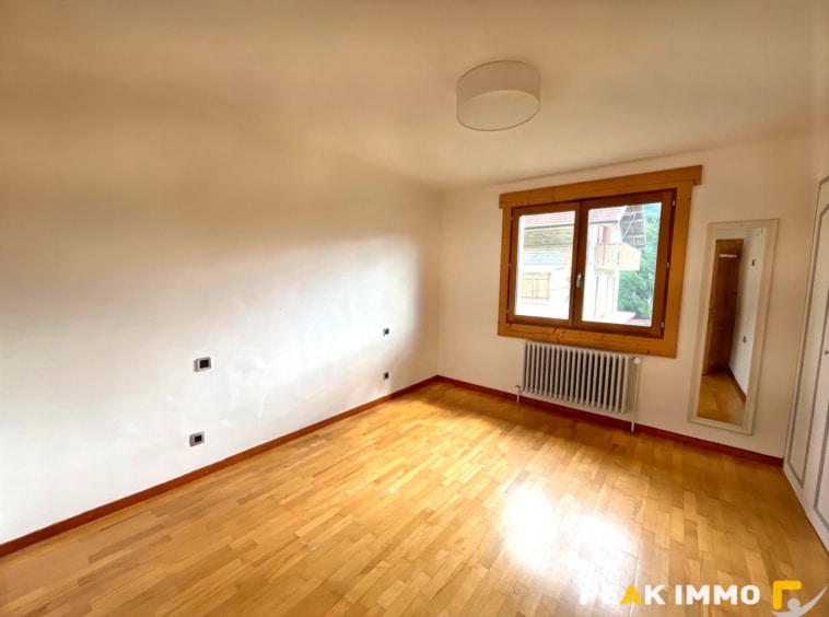 Appartement - 5 pièces - 117 m2 - Sallanches