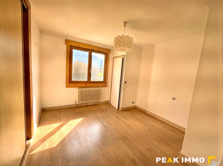 Appartement - 5 pièces - 117 m2 - Sallanches