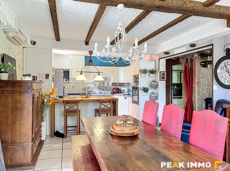 Maison - T8 269 m2 - Voglans