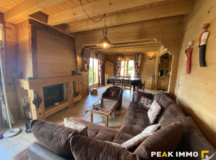 COMBLOUX SECTEUR MEDONNET CHALET 4 CHAMBRES