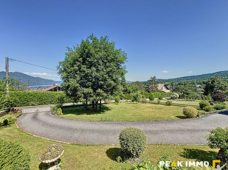 Maison - 5 pièces 140m2 - Aix les bains
