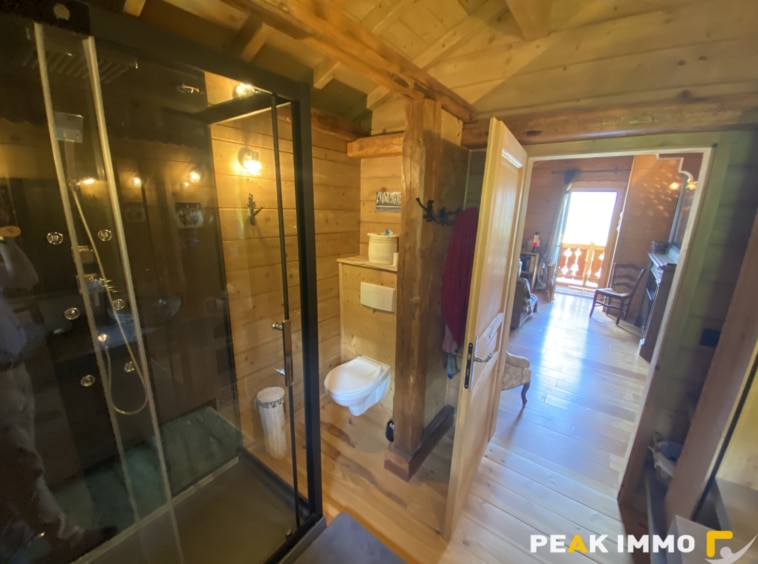 COMBLOUX SECTEUR MEDONNET CHALET 4 CHAMBRES