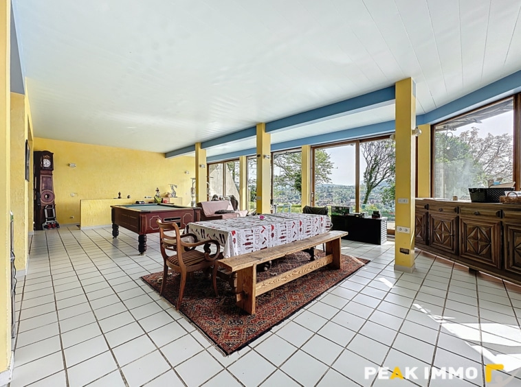 Maison 6 pièces - 320 m2 - Rumilly