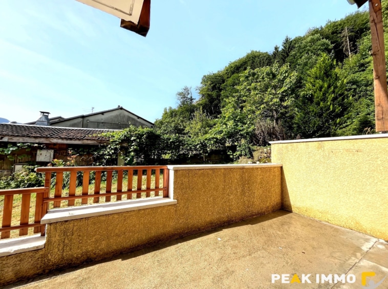 Appartement - 4 pièces - 106 m2 - Magland