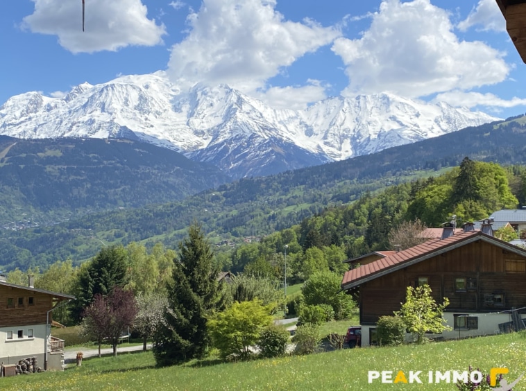 COMBLOUX SECTEUR MEDONNET CHALET 4 CHAMBRES