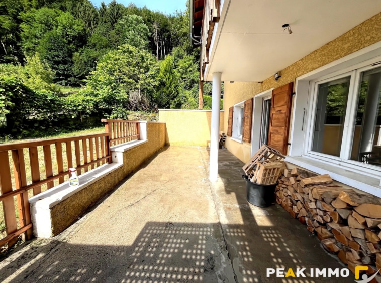Appartement - 4 pièces - 106 m2 - Magland