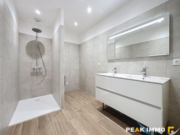 Maison - T5 140 m2 - Aix les Bains