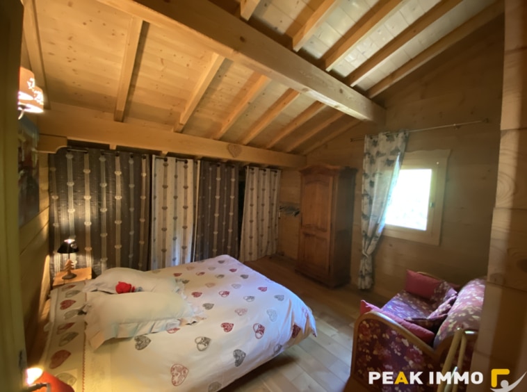 COMBLOUX SECTEUR MEDONNET CHALET 4 CHAMBRES