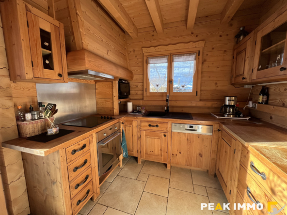 COMBLOUX SECTEUR MEDONNET CHALET 4 CHAMBRES