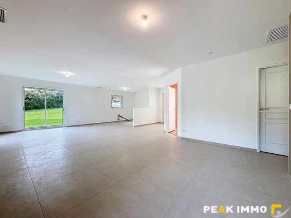 Maison - T5 140 m2 - Aix les Bains
