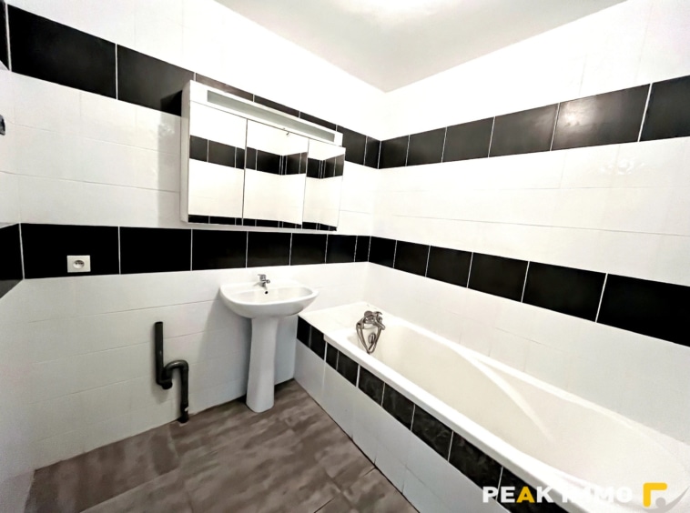 Appartement - 4 pièces - 106 m2 - Magland