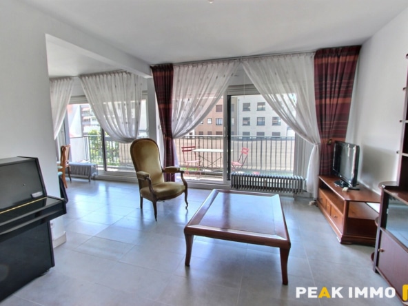 Appartement  - 3 pièces  - 82m2 - ANNECY