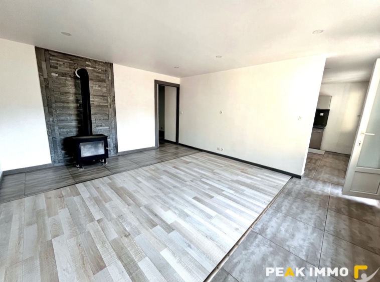 Appartement - 4 pièces - 106 m2 - Magland