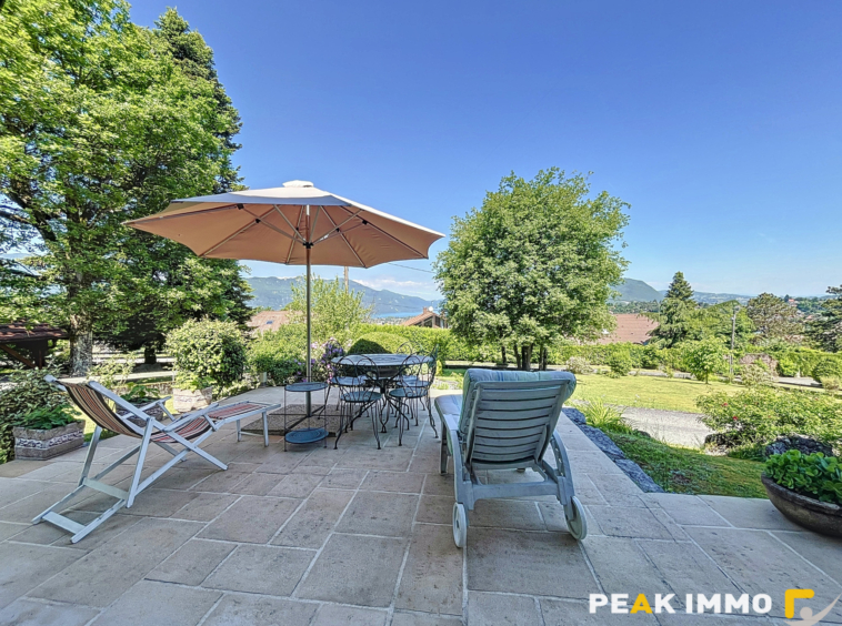 Maison - 5 pièces 140m2 - Aix les bains