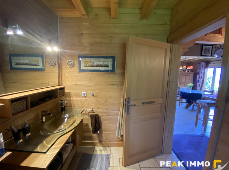 COMBLOUX SECTEUR MEDONNET CHALET 4 CHAMBRES