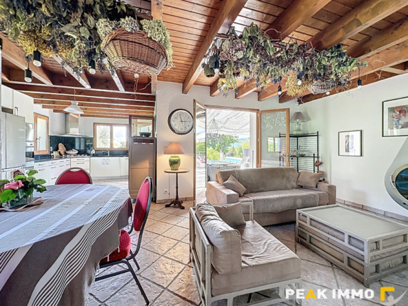 Maison 7 pièces - 165 m2 - Saint-Eusèbe