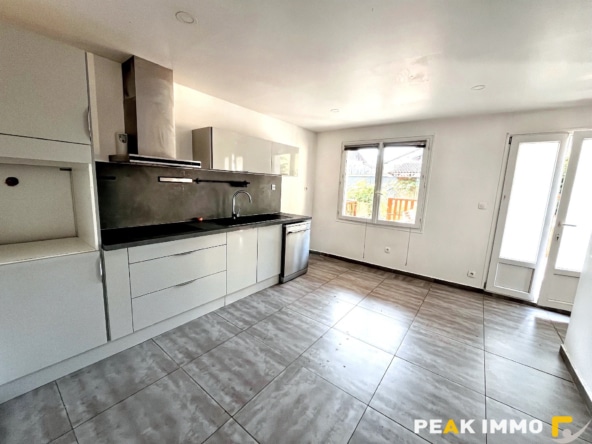 Appartement - 4 pièces - 106 m2 - Magland