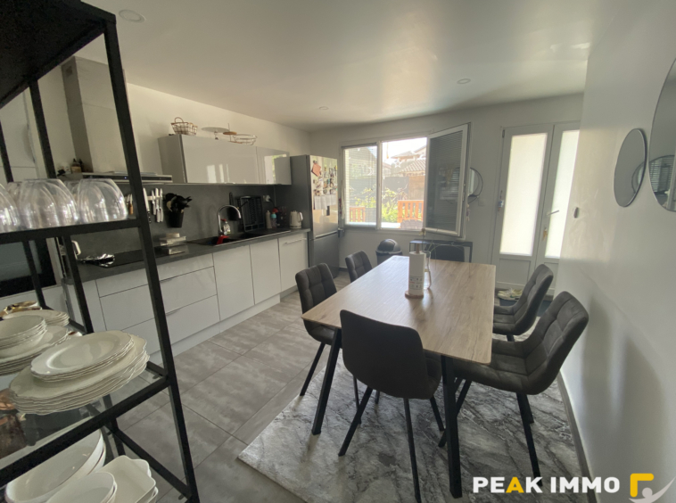 Appartement - 4 pièces - 106 m2 - Magland