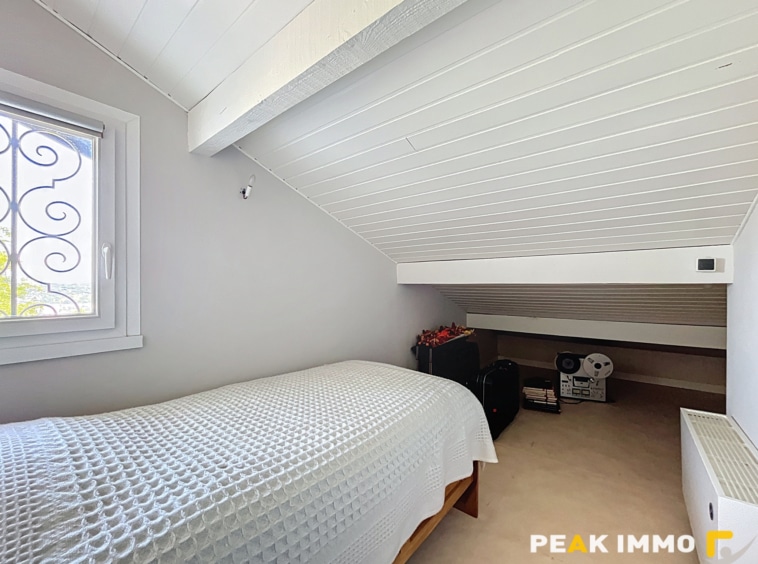 Maison - 5 pièces 140m2 - Aix les bains