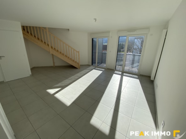 Appartement neuf T2bis duplex de 68m2 - Saint Pierre en Fauc