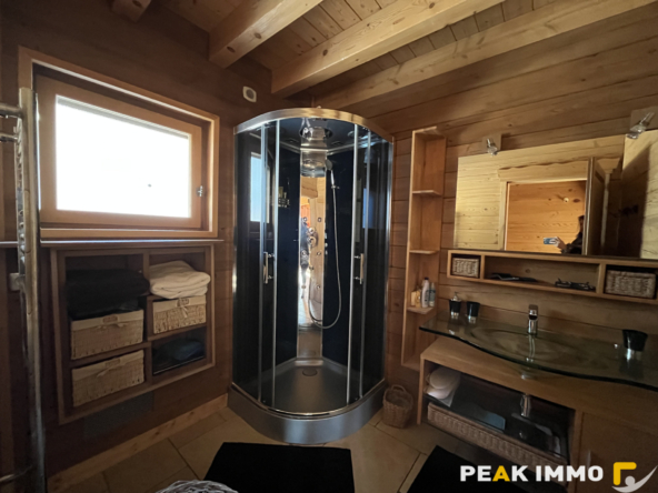 COMBLOUX SECTEUR MEDONNET CHALET 4 CHAMBRES