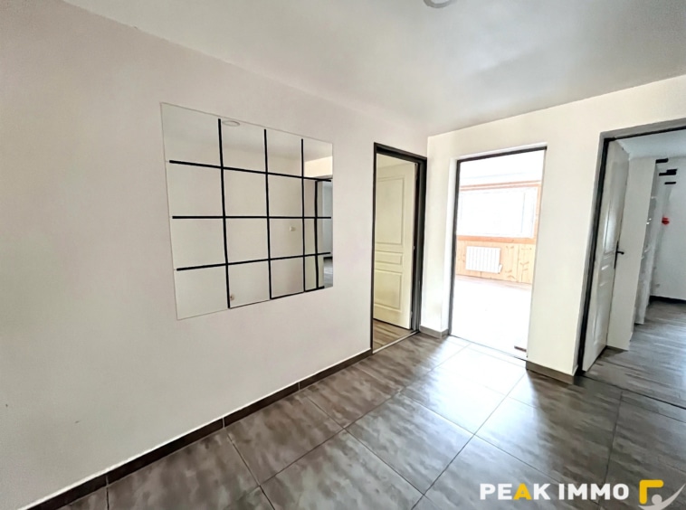 Appartement - 4 pièces - 106 m2 - Magland