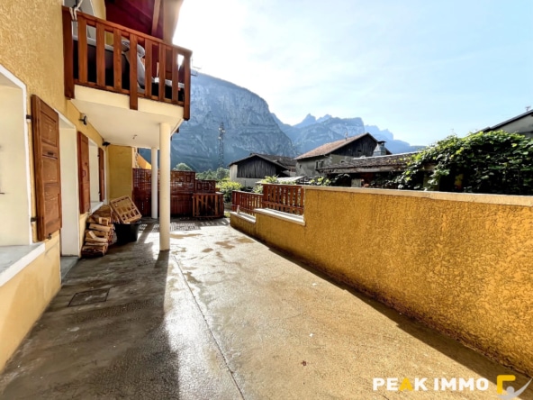 Appartement - 4 pièces - 106 m2 - Magland