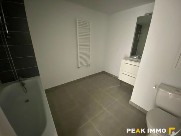 Appartement T2 -49.83m2 - 74100 Annemasse