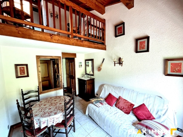 APPARTEMENT F2 DUPLEX - 37,05 m2 - COMBLOUX