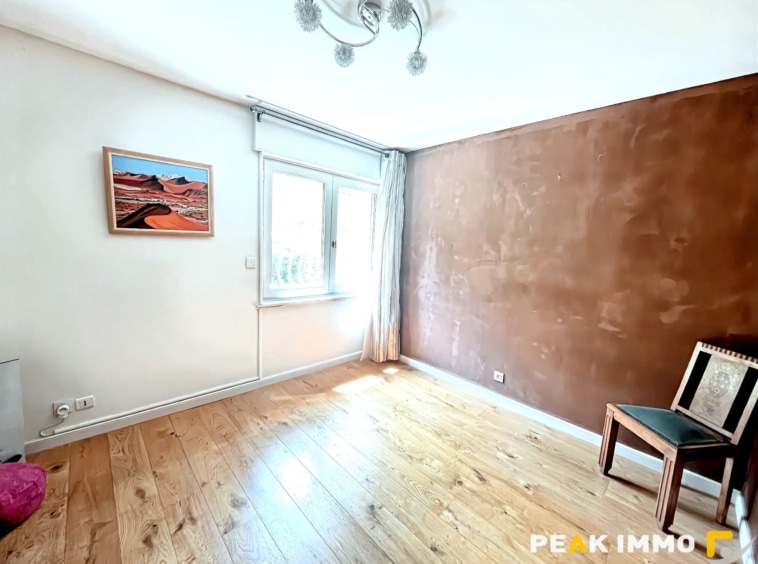 Maison individuelle - 149 m2 habitables + annexes - Magland